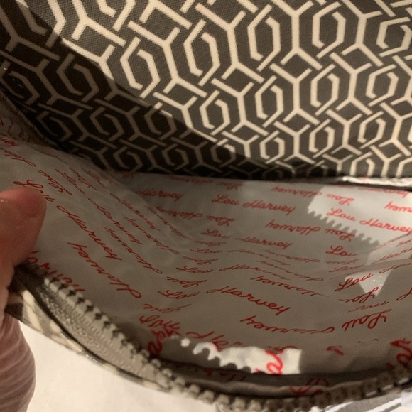 BNWOT Lou Harvey Diaper Bag - Picture 4 of 9